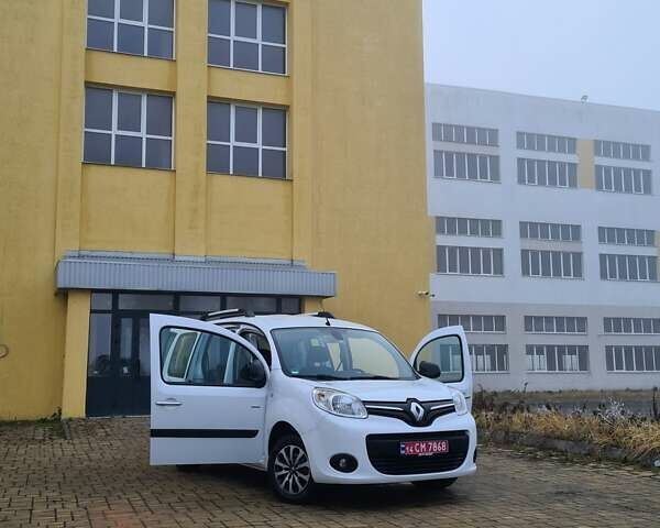 Білий Рено Кєнгу, об'ємом двигуна 1.5 л та пробігом 173 тис. км за 15000 $, фото 1 на Automoto.ua