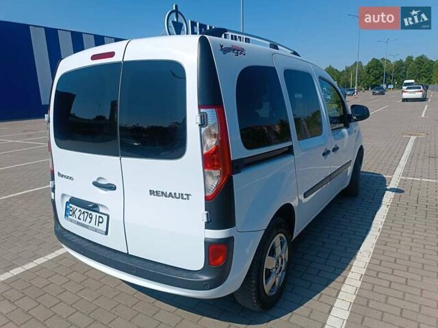 Білий Рено Кєнгу, об'ємом двигуна 1.5 л та пробігом 48 тис. км за 11499 $, фото 13 на Automoto.ua