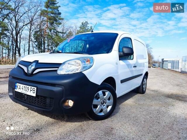 Белый Рено Кенгу, объемом двигателя 1.5 л и пробегом 180 тыс. км за 12250 $, фото 2 на Automoto.ua