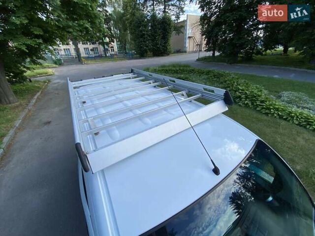 Белый Рено Кенгу, объемом двигателя 0 л и пробегом 18 тыс. км за 13800 $, фото 14 на Automoto.ua