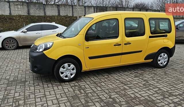 Білий Рено Кєнгу, об'ємом двигуна 0 л та пробігом 53 тис. км за 11100 $, фото 3 на Automoto.ua