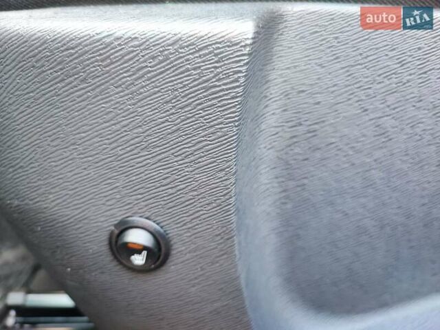 Білий Рено Кєнгу, об'ємом двигуна 0 л та пробігом 101 тис. км за 13800 $, фото 2 на Automoto.ua