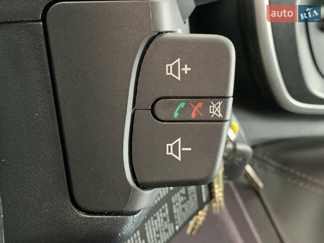 Белый Рено Кенгу, объемом двигателя 1.5 л и пробегом 129 тыс. км за 12250 $, фото 10 на Automoto.ua
