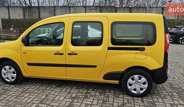 Білий Рено Кєнгу, об'ємом двигуна 0 л та пробігом 53 тис. км за 10999 $, фото 6 на Automoto.ua