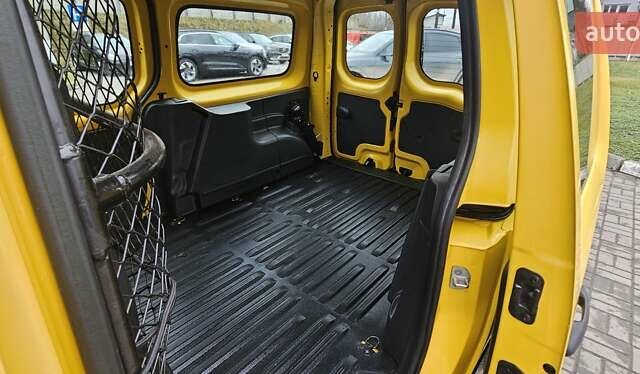 Білий Рено Кєнгу, об'ємом двигуна 0 л та пробігом 53 тис. км за 11100 $, фото 43 на Automoto.ua