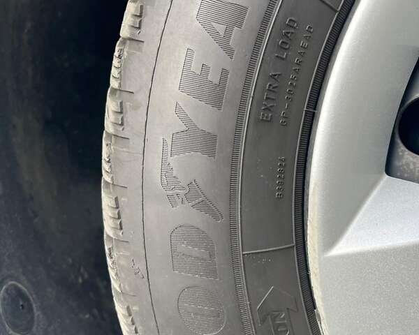 Белый Рено Кенгу, объемом двигателя 1.5 л и пробегом 255 тыс. км за 10550 $, фото 18 на Automoto.ua