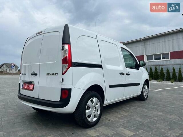 Белый Рено Кенгу, объемом двигателя 1.5 л и пробегом 255 тыс. км за 10550 $, фото 10 на Automoto.ua