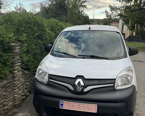 Білий Рено Кєнгу, об'ємом двигуна 1.5 л та пробігом 77 тис. км за 12200 $, фото 1 на Automoto.ua