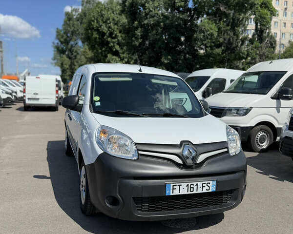 Белый Рено Кенгу, объемом двигателя 1.5 л и пробегом 179 тыс. км за 12700 $, фото 1 на Automoto.ua