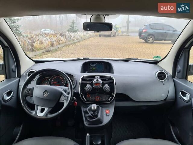 Білий Рено Кєнгу, об'ємом двигуна 1.5 л та пробігом 173 тис. км за 15000 $, фото 17 на Automoto.ua