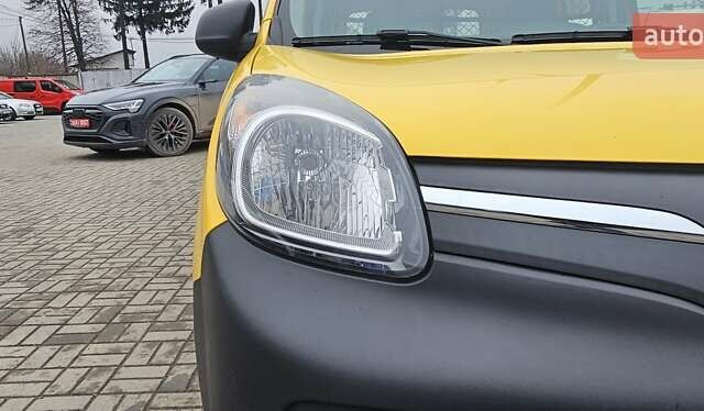 Білий Рено Кєнгу, об'ємом двигуна 0 л та пробігом 53 тис. км за 11100 $, фото 49 на Automoto.ua