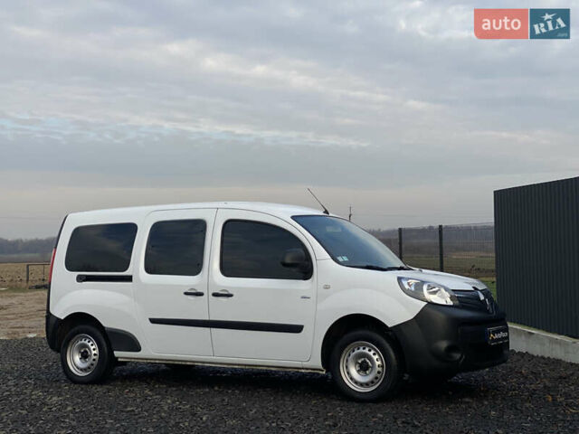 Белый Рено Кенгу, объемом двигателя 0 л и пробегом 8 тыс. км за 15500 $, фото 65 на Automoto.ua