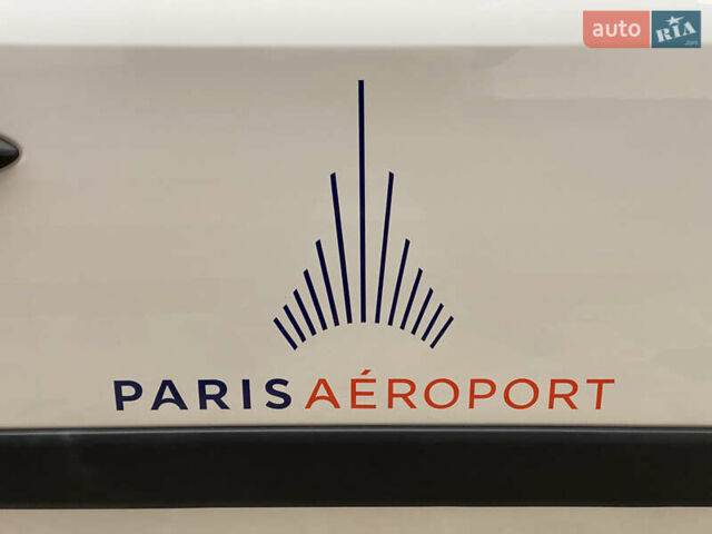 Белый Рено Кенгу, объемом двигателя 0 л и пробегом 17 тыс. км за 14399 $, фото 26 на Automoto.ua