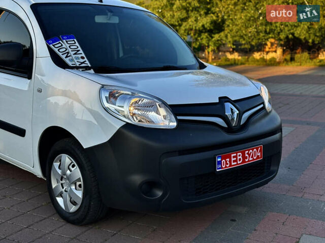 Белый Рено Кенгу, объемом двигателя 1.5 л и пробегом 162 тыс. км за 11799 $, фото 2 на Automoto.ua