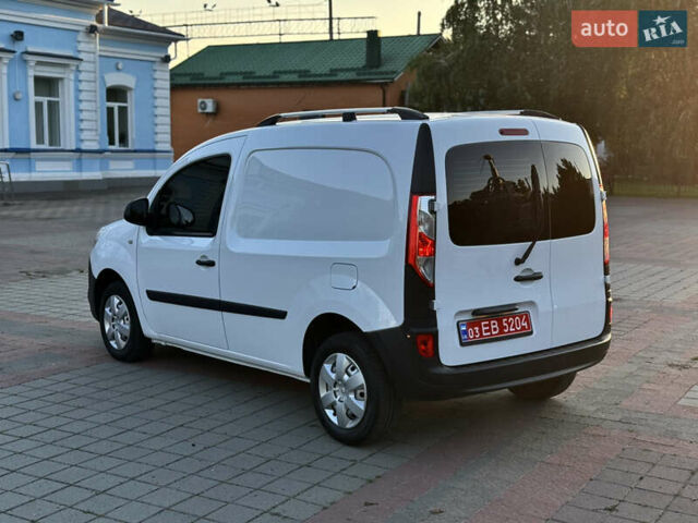 Белый Рено Кенгу, объемом двигателя 1.5 л и пробегом 162 тыс. км за 11799 $, фото 10 на Automoto.ua