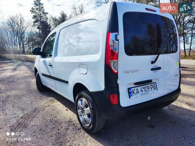 Белый Рено Кенгу, объемом двигателя 1.5 л и пробегом 175 тыс. км за 12800 $, фото 7 на Automoto.ua
