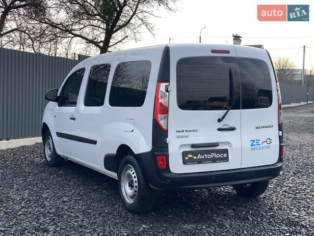 Белый Рено Кенгу, объемом двигателя 0 л и пробегом 8 тыс. км за 15500 $, фото 12 на Automoto.ua