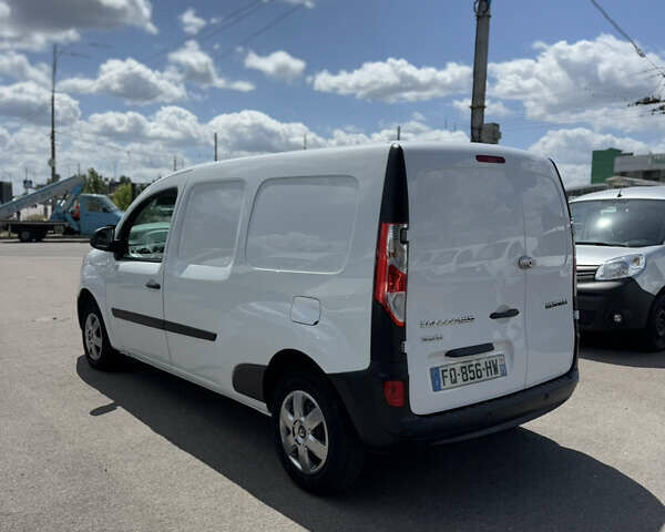 Белый Рено Кенгу, объемом двигателя 1.5 л и пробегом 149 тыс. км за 13900 $, фото 5 на Automoto.ua