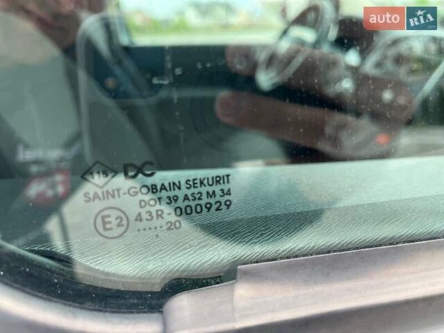 Белый Рено Кенгу, объемом двигателя 1.5 л и пробегом 255 тыс. км за 10550 $, фото 16 на Automoto.ua