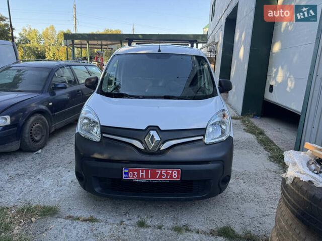 Белый Рено Кенгу, объемом двигателя 1.5 л и пробегом 182 тыс. км за 11799 $, фото 2 на Automoto.ua