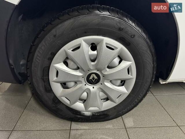 Білий Рено Кєнгу, об'ємом двигуна 1.5 л та пробігом 131 тис. км за 13999 $, фото 19 на Automoto.ua