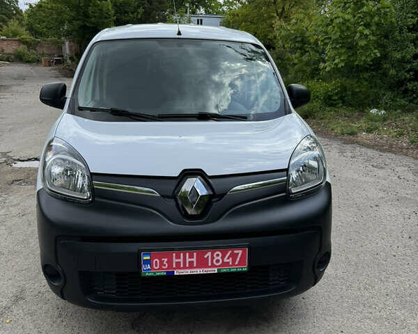 Білий Рено Кєнгу, об'ємом двигуна 0 л та пробігом 31 тис. км за 12333 $, фото 2 на Automoto.ua