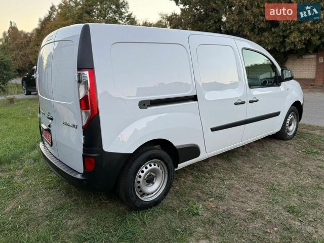 Белый Рено Кенгу, объемом двигателя 1.5 л и пробегом 128 тыс. км за 13500 $, фото 18 на Automoto.ua