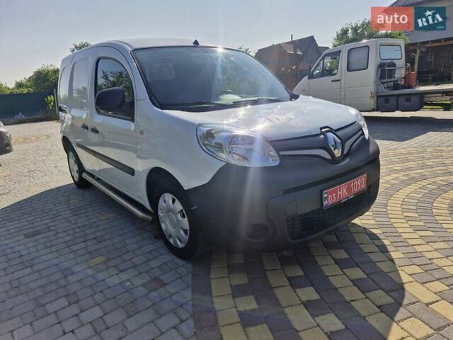 Белый Рено Кенгу, объемом двигателя 1.5 л и пробегом 188 тыс. км за 10900 $, фото 2 на Automoto.ua