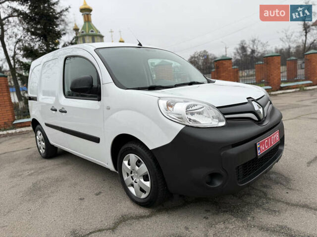 Белый Рено Кенгу, объемом двигателя 1.5 л и пробегом 118 тыс. км за 12599 $, фото 8 на Automoto.ua
