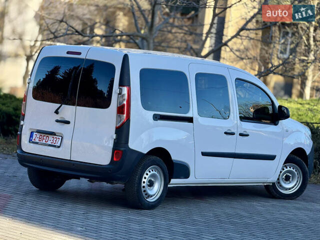 Білий Рено Кєнгу, об'ємом двигуна 1.5 л та пробігом 102 тис. км за 12500 $, фото 32 на Automoto.ua