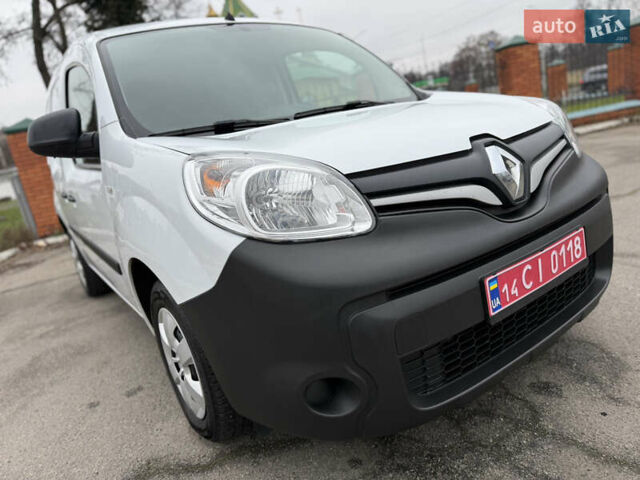 Белый Рено Кенгу, объемом двигателя 1.5 л и пробегом 118 тыс. км за 12599 $, фото 34 на Automoto.ua