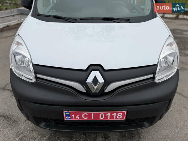 Белый Рено Кенгу, объемом двигателя 1.5 л и пробегом 118 тыс. км за 12599 $, фото 33 на Automoto.ua