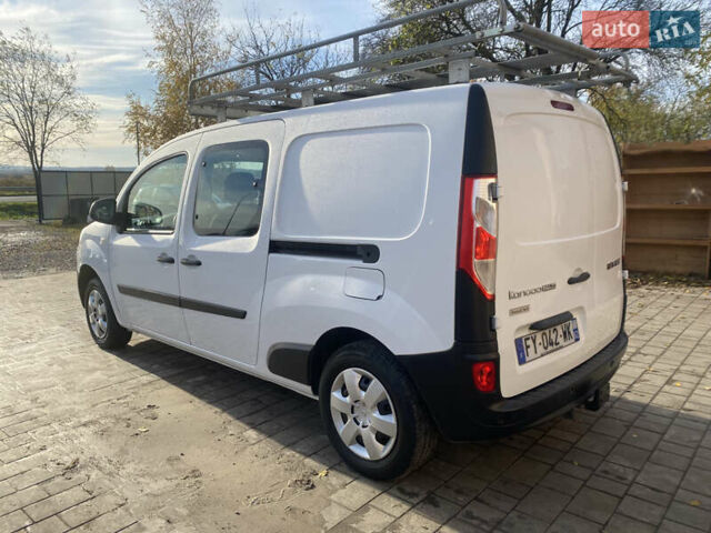 Білий Рено Кєнгу, об'ємом двигуна 1.5 л та пробігом 142 тис. км за 14999 $, фото 2 на Automoto.ua