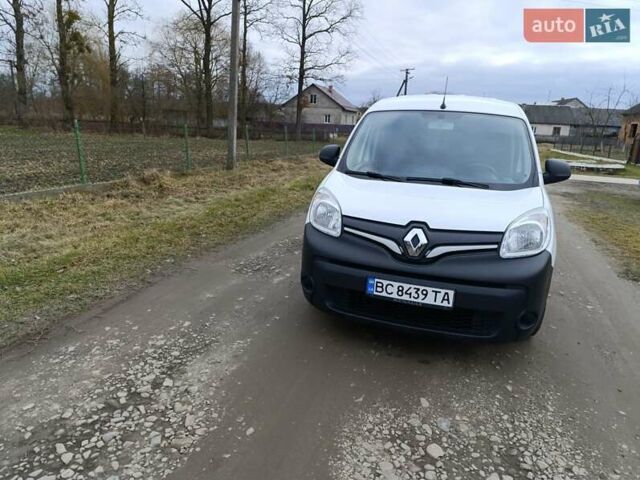 Белый Рено Кенгу, объемом двигателя 1.46 л и пробегом 196 тыс. км за 13500 $, фото 5 на Automoto.ua