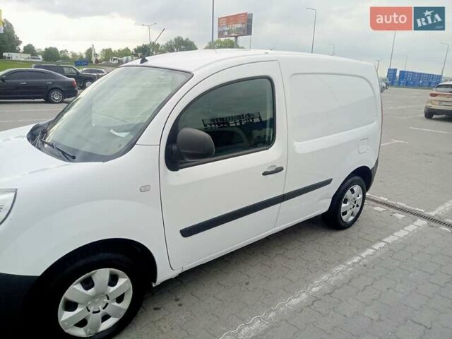 Белый Рено Кенгу, объемом двигателя 1.5 л и пробегом 80 тыс. км за 8900 $, фото 7 на Automoto.ua