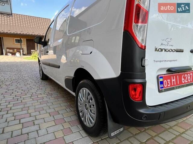 Белый Рено Кенгу, объемом двигателя 1.5 л и пробегом 179 тыс. км за 12500 $, фото 5 на Automoto.ua