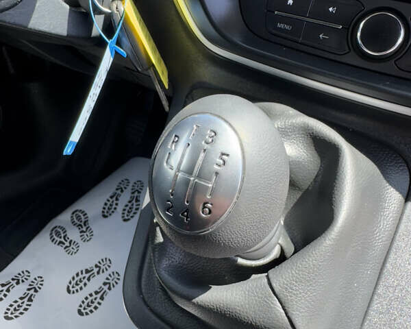 Рено Кенгу 2021 в Киеве на Automoto.ua Белый Рено Кенгу, объемом двигателя 1.5 л и пробегом 202 тыс. км за 12800 $, фото 24 на Automoto.ua