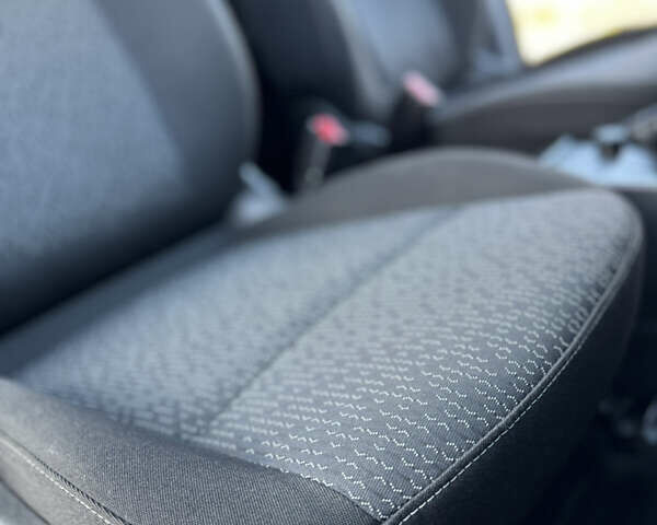 Білий Рено Кєнгу, об'ємом двигуна 1.5 л та пробігом 102 тис. км за 12500 $, фото 60 на Automoto.ua