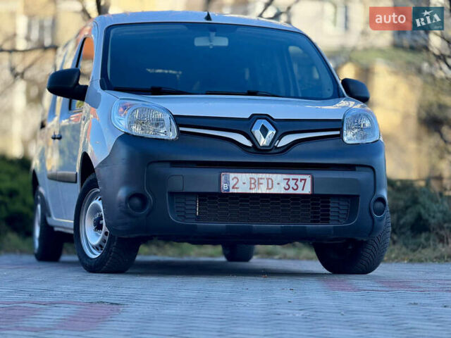 Білий Рено Кєнгу, об'ємом двигуна 1.5 л та пробігом 102 тис. км за 12500 $, фото 2 на Automoto.ua