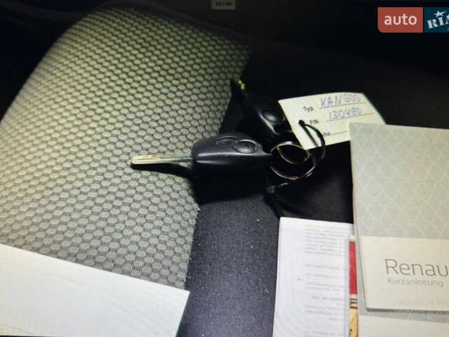 Белый Рено Кенгу, объемом двигателя 0 л и пробегом 17 тыс. км за 14200 $, фото 36 на Automoto.ua