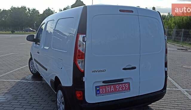 Белый Рено Кенгу, объемом двигателя 1.5 л и пробегом 200 тыс. км за 12000 $, фото 4 на Automoto.ua