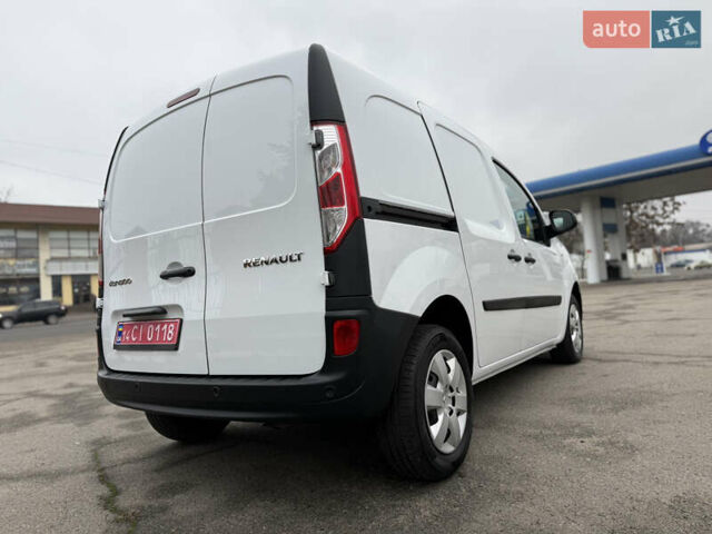 Белый Рено Кенгу, объемом двигателя 1.5 л и пробегом 118 тыс. км за 12599 $, фото 18 на Automoto.ua