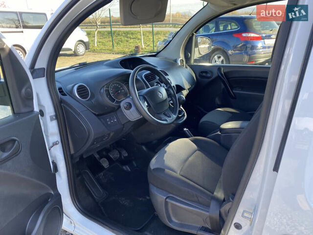 Білий Рено Кєнгу, об'ємом двигуна 1.5 л та пробігом 142 тис. км за 14999 $, фото 17 на Automoto.ua