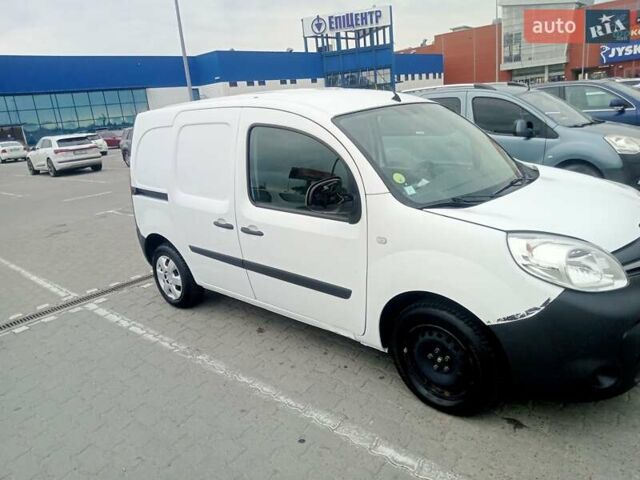 Белый Рено Кенгу, объемом двигателя 1.5 л и пробегом 80 тыс. км за 8900 $, фото 2 на Automoto.ua