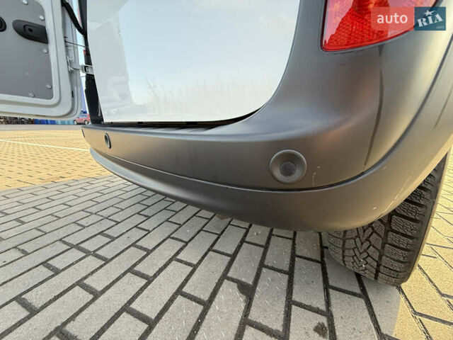 Белый Рено Кенгу, объемом двигателя 0 л и пробегом 17 тыс. км за 14200 $, фото 26 на Automoto.ua