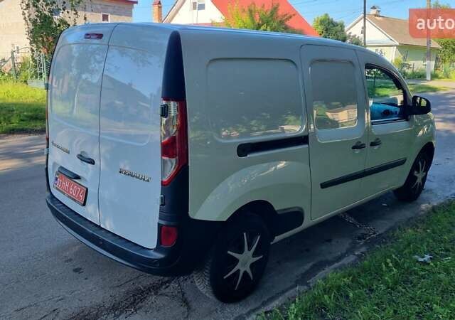 Белый Рено Кенгу, объемом двигателя 1.5 л и пробегом 191 тыс. км за 12700 $, фото 4 на Automoto.ua