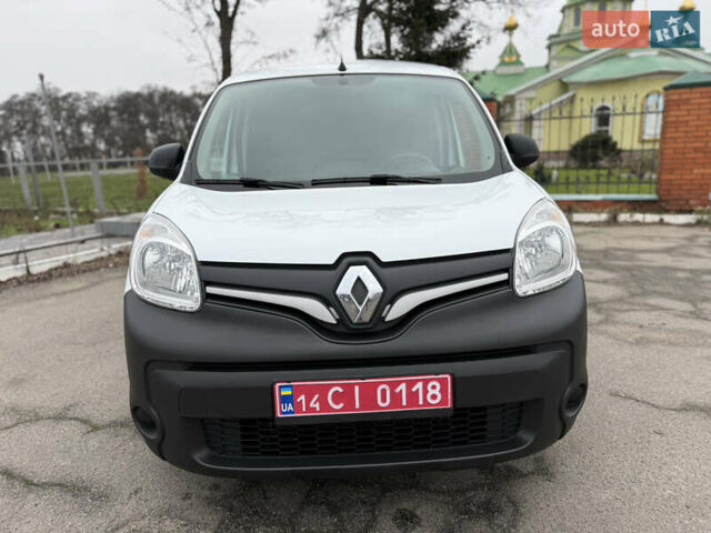 Белый Рено Кенгу, объемом двигателя 1.5 л и пробегом 118 тыс. км за 12599 $, фото 31 на Automoto.ua