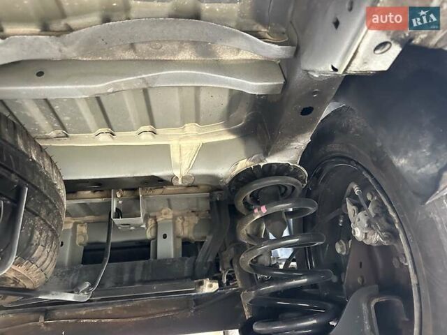 Белый Рено Кенгу, объемом двигателя 0 л и пробегом 54 тыс. км за 12500 $, фото 35 на Automoto.ua