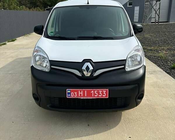Белый Рено Кенгу, объемом двигателя 1.5 л и пробегом 136 тыс. км за 12888 $, фото 1 на Automoto.ua