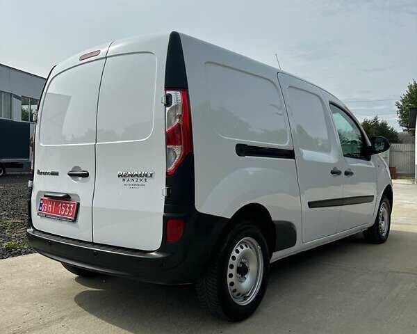 Белый Рено Кенгу, объемом двигателя 1.5 л и пробегом 136 тыс. км за 12888 $, фото 15 на Automoto.ua
